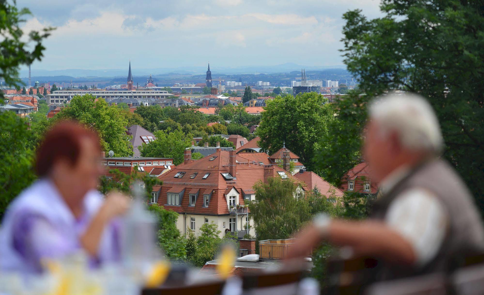 Bergwirtschaft Wilder Mann Hotel Und Restaurant Dresden Eksteriør bilde