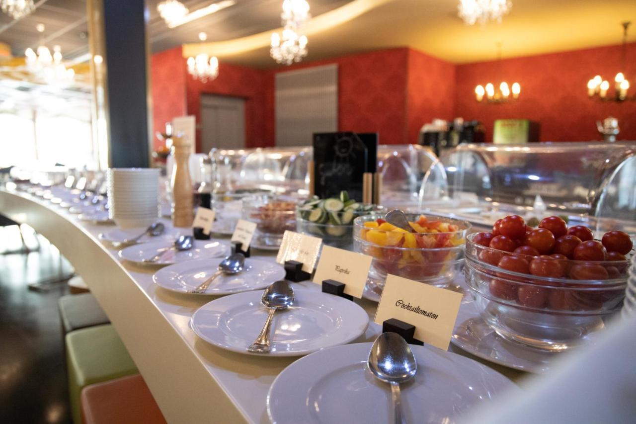 Bergwirtschaft Wilder Mann Hotel Und Restaurant Dresden Eksteriør bilde